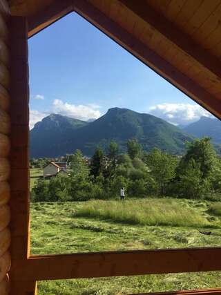 Лоджи Montenegro Resort Gusinje Трехместный номер с видом на горы-2